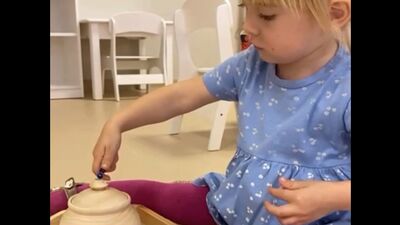 Vídeo de la Escuela Montessori Mikhailova de San Petersburgo