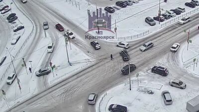 Passagem Yaryginsky - Karamzina, 25 de dezembro de 2020, Emergência em Krasnoyarsk