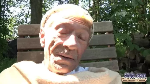 Порно видео: секс бомжей принуждение Порно видео: секс бомжей принуждение