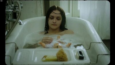 Olivia Cooke nuda - The Quiet Ones (2014) HD 1080p Guarda online