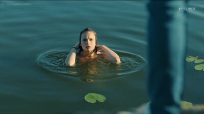 Катерина Стулова, Дар’я Алипова, Єлизавета Гончаренко у серіалі «Жуки» (2021) — 2 сезон / Серії 2–7 HD 1080p