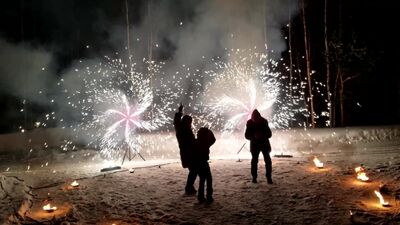 Pokaz pirotechniczny, pokaz ognia, niespodzianka, prezent urodzinowy, projekt widowiska „Samum”, Niżniewartowsk, Megion, Surgut