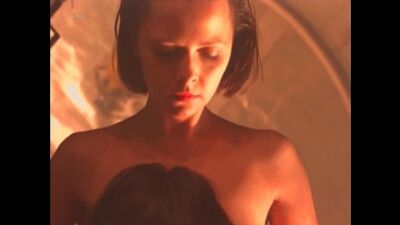 Darya Poverennova nackt – Red Shoe Diaries, Staffel 5, Folge 1 (USA 1996) – geringe Bildqualität