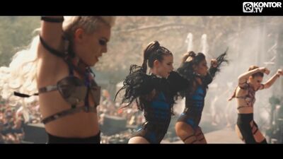 Fedde Le Grand - You Got Me Runnin (Clip officiel en 4K)