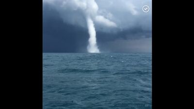 Смерч у Чорному морі