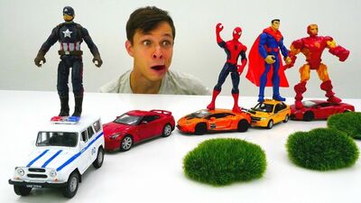 Juegos de #coches: Fedor ha creado un «Autotren» para los #superhéroes de Marvel. Vídeos de juguetes para niños