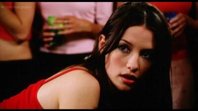 Chyler Leigh – „Nie dla dzieci” (Not Another Teen Movie, 2001) wersja rozszerzona – Naga? Dekolt, nogi