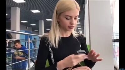 Мінет у торговому центрі | Домашнє порно