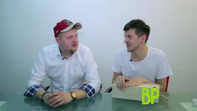 [Smetana TV] Хлопці пробують «Вгадай» або «З’їж» ☑️