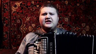 M.S. Chowanski – „Batia w budynku” (cover na bajanie) (#NR)