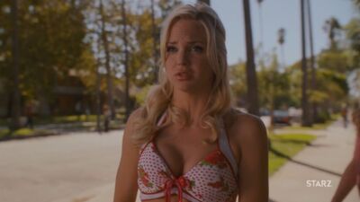 Rumer Willis - Os Rapazes Adoram / Rumer Willis - The House Bunny (2008)